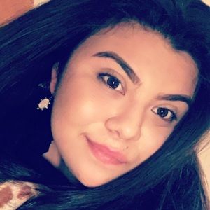 Meet your Posher, Cristina